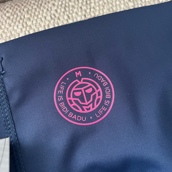 Womens leggings - Picture 2 of 3